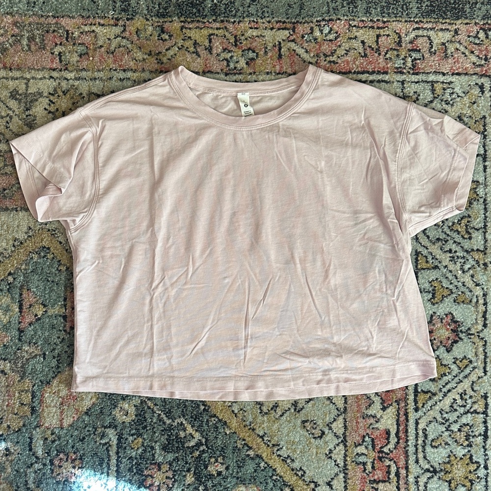 lululemon athletica Soft Pink Short Sleeve Tee
